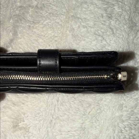 New Kate Spade Black Quilted Wallet - Picture 2 of 7